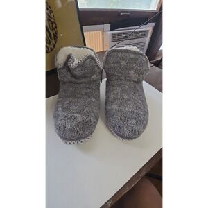 Muk Luks Womens Gray Cable Knit Sherpa Lined Bootie Slippers Size M 7-8 NWT